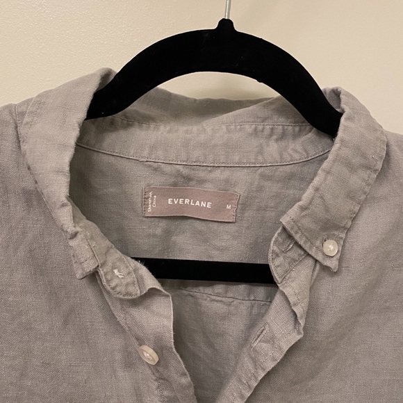 Everlane Linen Button Down - Picture 2 of 3